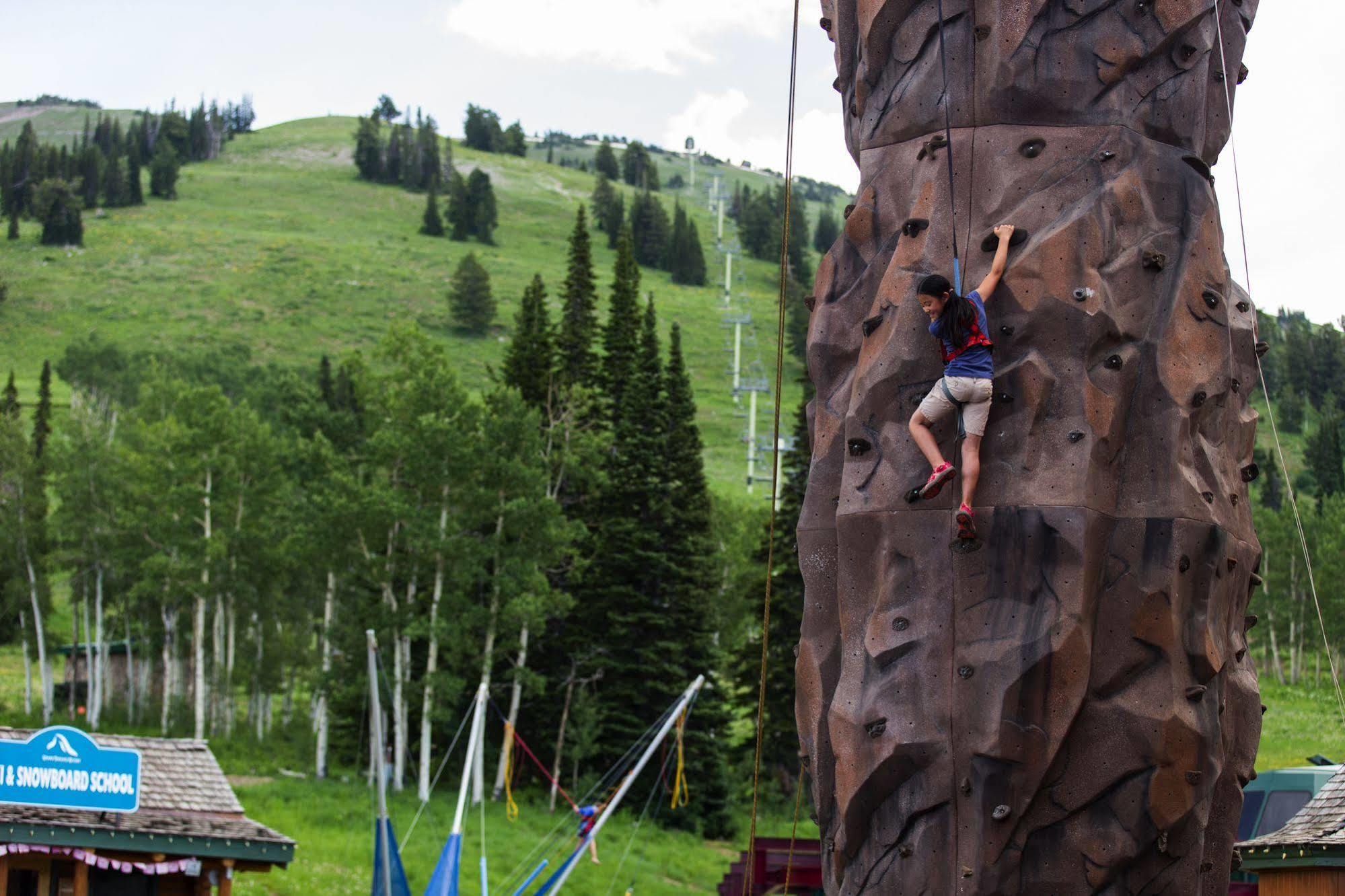 Targhee Lodge By Grand Targhee Resort Alta Exterior photo